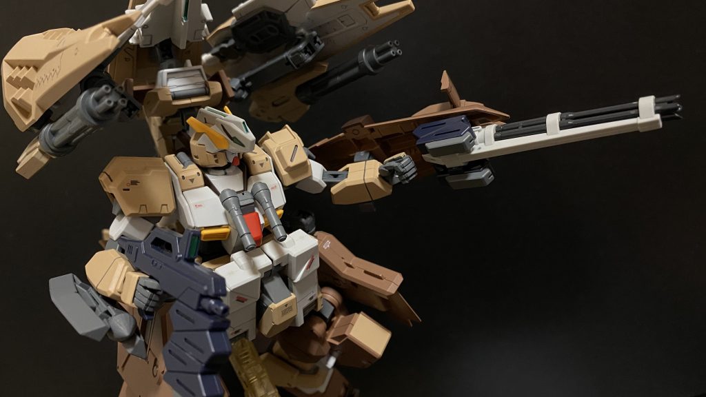 この機体のダイバーは、操縦技術こそ素晴らしい物を持っているが、圧倒的に不器用な為、チームの仲間に機体を組み上げて貰っている。