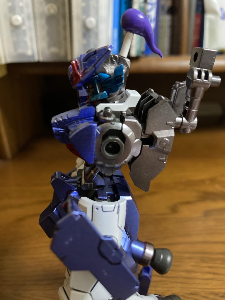 また頭部には、侍のモチーフでもある自作のチョンマゲを新たに製作。中にシンチュウ線を入れ、髪の毛はエポパテで成形しました
※お知らせ
白玉団子さん本人のTwitterアカウントにて阿須多呂都ガンダム雅の詳細設定をツイートする予定ですので、良ければ是非見ていって下さい。