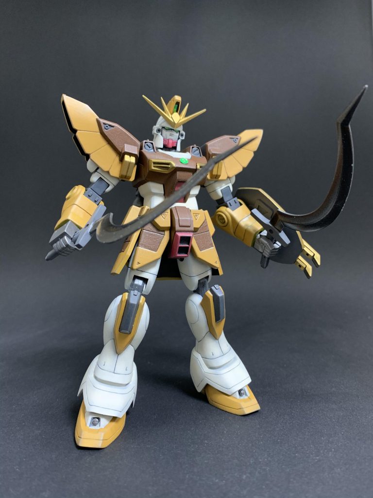 今回のサンドロックもオリジナルカラー。イエロー・ブラウン・ゴールドでアラビアンというかアラブの王子というか。 