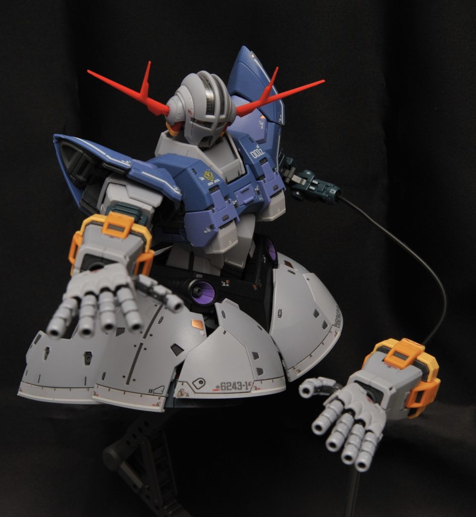 上記の別アングル。やはりジオング格好いいですね。