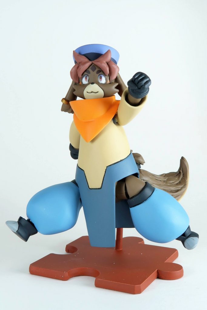 肘と膝に関節は入れていませんが、このくらいのポーズはとることができます。