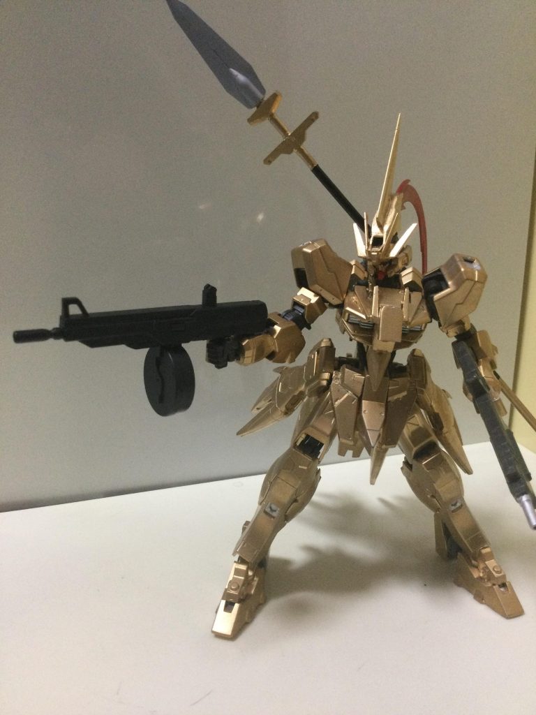 アスタロト付属ライフルとヴィダールライフルを改造して作成したアサルトショットガン。参考にしたのはAA12です。