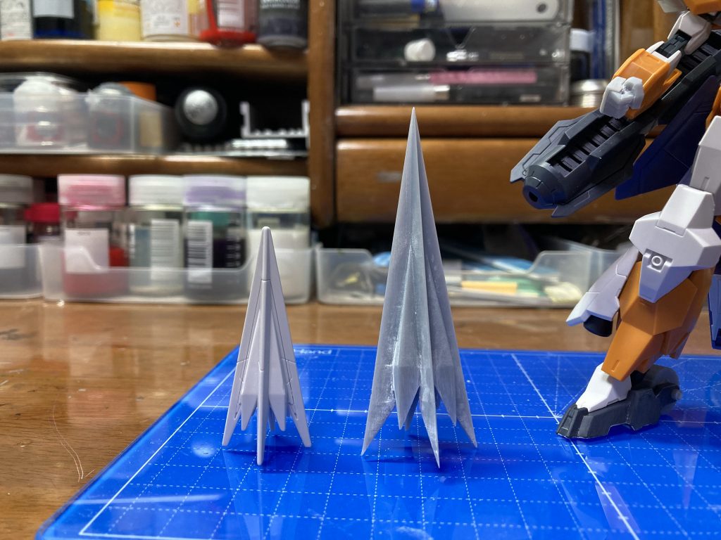 ドリルなんだよ…！サタニクスウェポンのブレーカドリルなんか小さいよなぁ…？って事で形状自体は割と簡単なので1.5倍にスケールアップして3Dプリンターで出力しました。エッジもバリって満足