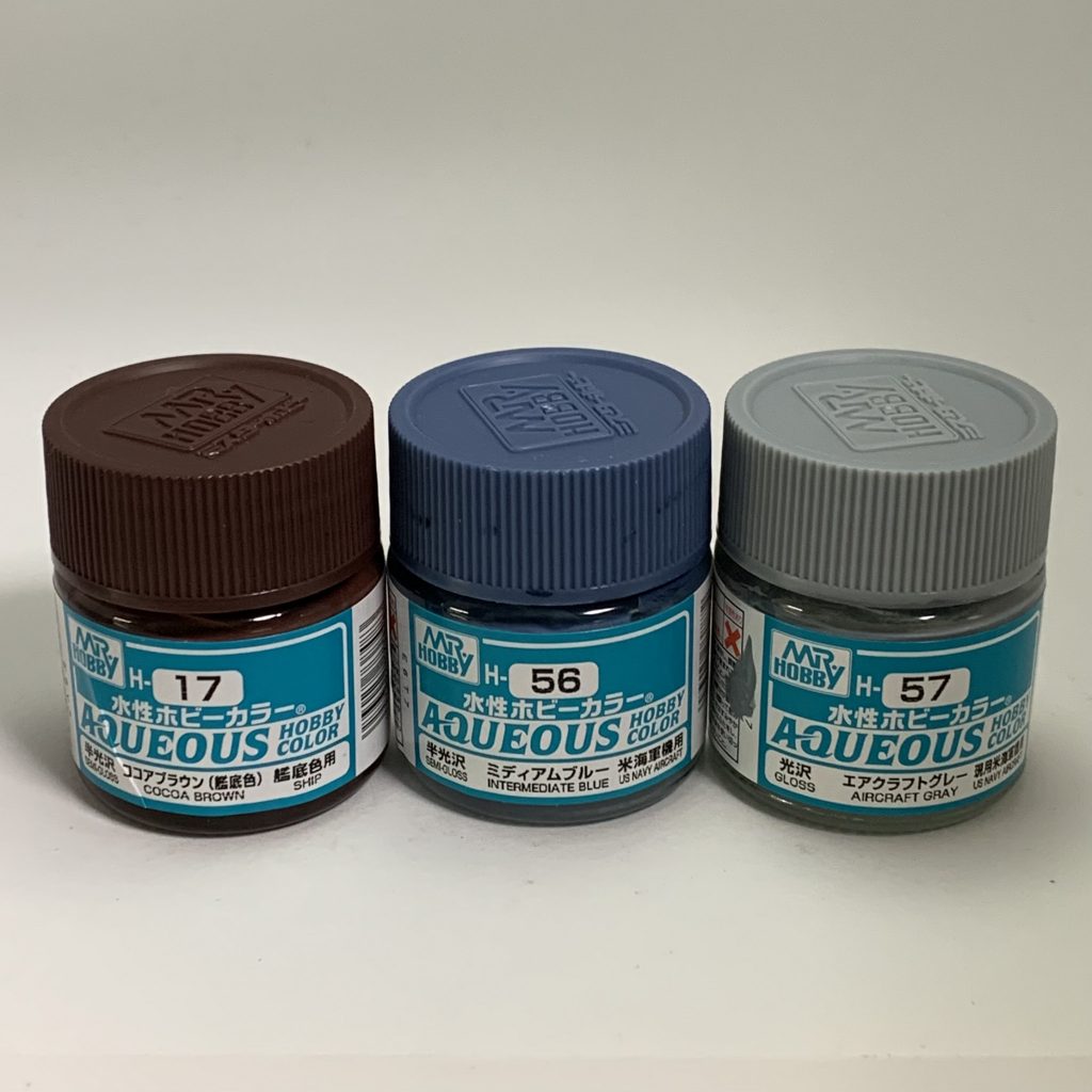 塗装は水性ホビーカラーを筆塗り。ウェザリングマスターの白で潮浮きをうっすら表現しています。