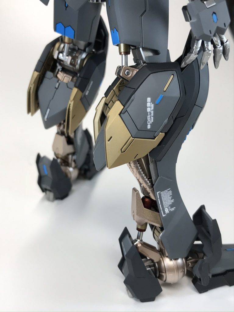 クレオスのレッドゴールドを艶消した場合どうなるか試してみたら思いの外、良い色になりました