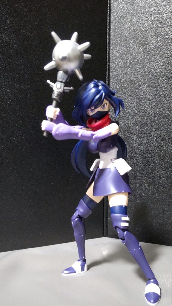 このメイスは他のMS達に持たせても違和感なく映ってくれます。アヤメさんとかの女の子MSに持たせたら、ツッコミを入れる時やセクハラされた時に使う道具になります。……もっとぶってくれ