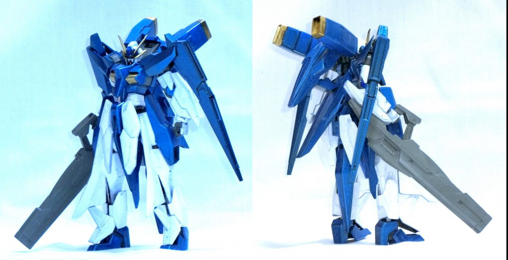 正面はほぼいじらず、バックパックとリアアーマーにAGE-3のコアファイターと腰スラスターを据え付け。