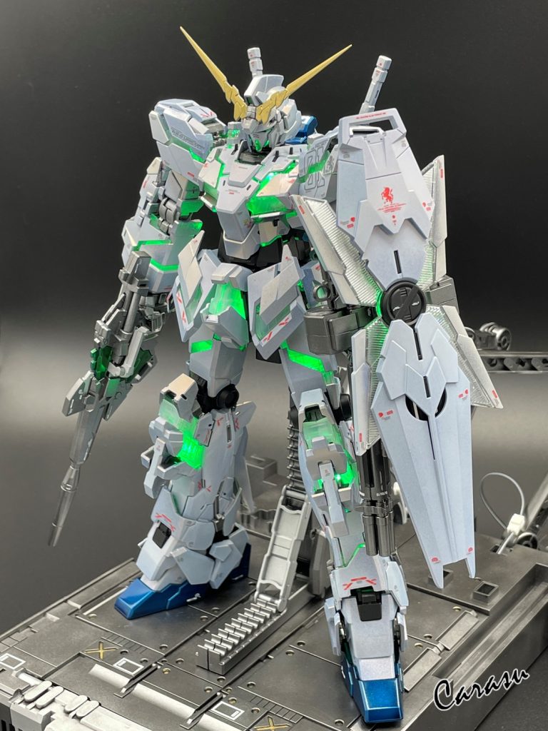 デカールは。。小さい、多い。メタリック系下地だとピンクっぽくなるのでいまいちだったなぁ。ラジオでも聞きながらやれば悟りもなにもそんなに苦じゃなかったっすね。脳神「・・・。」