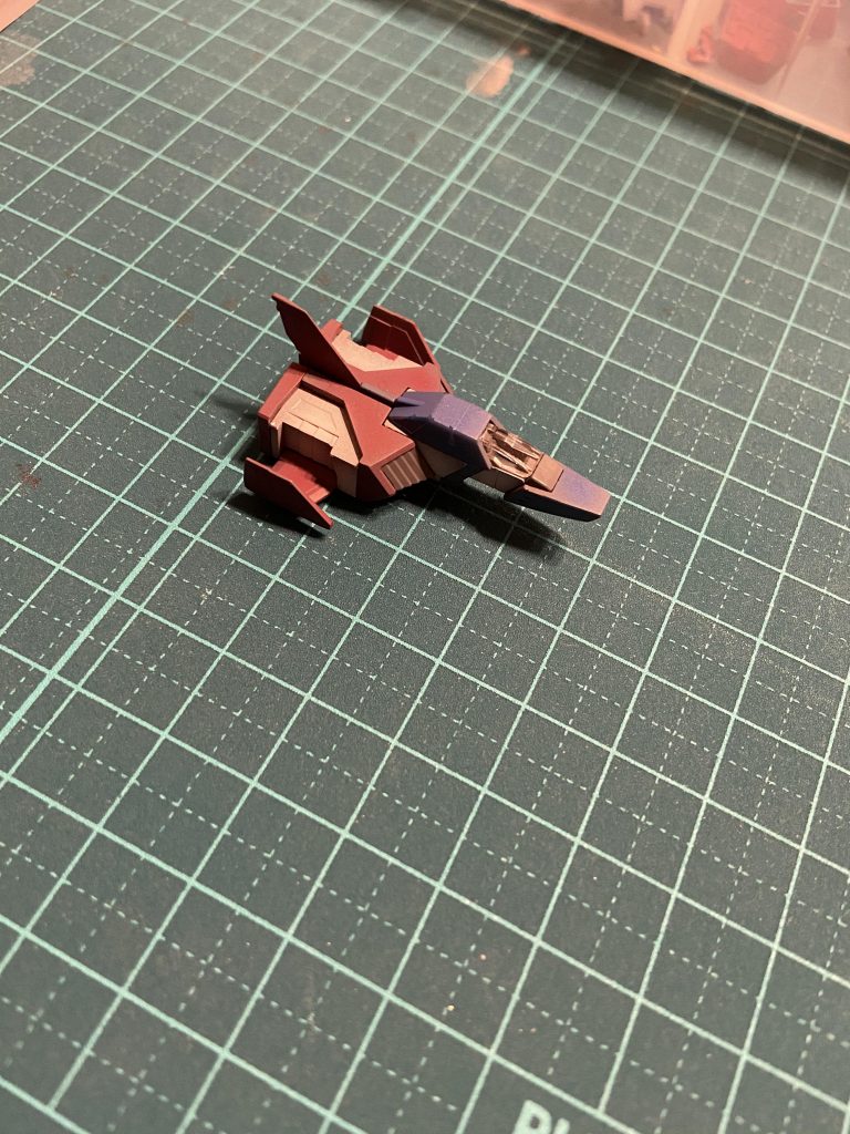 このコアファイター完全変形するんですよ！こんな小さいのに驚きです！