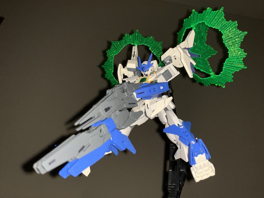 ビームライフルとキャノンを合体させ更に2丁を合わせることでウイングゼロEWのバスターライフルのように。これでシェルターに対する攻撃も安心