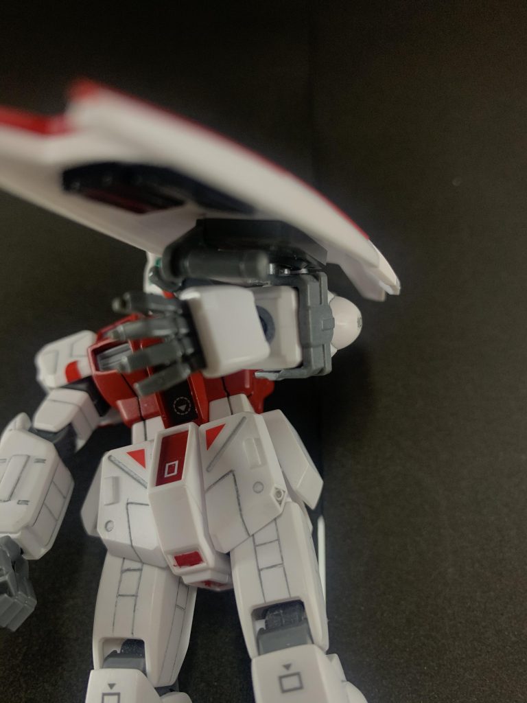 パーツを削り込んで装着