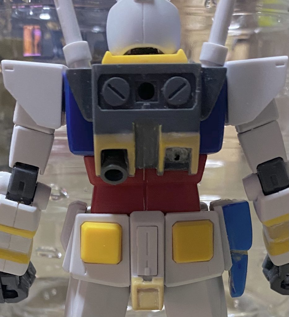 ランドセルは旧キットに近い形へアンクルガードは