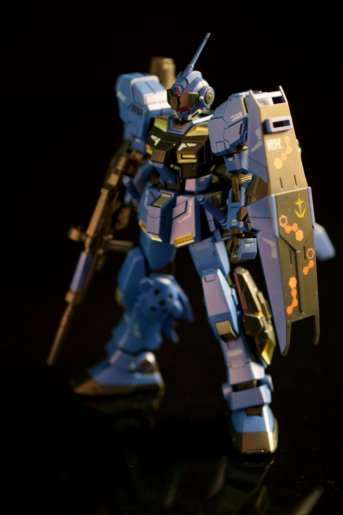 シールドにヘキサ迷彩を加えてみました。