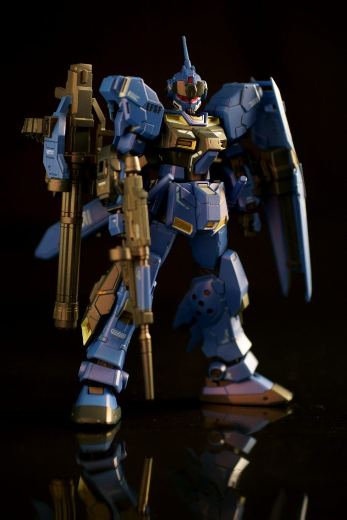 配色にちょっと悩んだのですが、基本に忠実に（笑ボディの青は、EXAMブルーなんです。