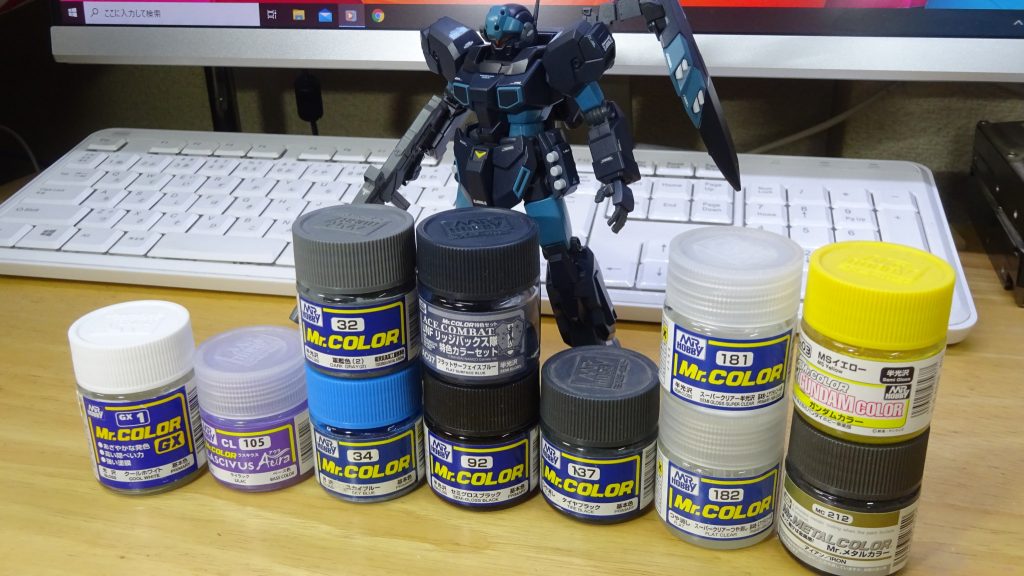 使用した塗料一覧。MrカラーとMrメタルカラー。下地はグレーのサーフェイサー。下塗りはせず色をそのまま。ブルーの部分はスカイブルーに軍艦色(2)を少し混ぜて作った色。なんかリゼルの本体色に近くなった。