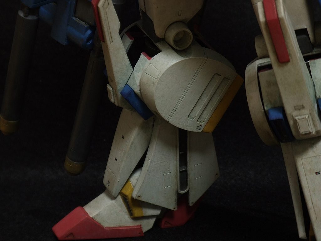 塗装で苦労したのは目と、足首の黄色部分です