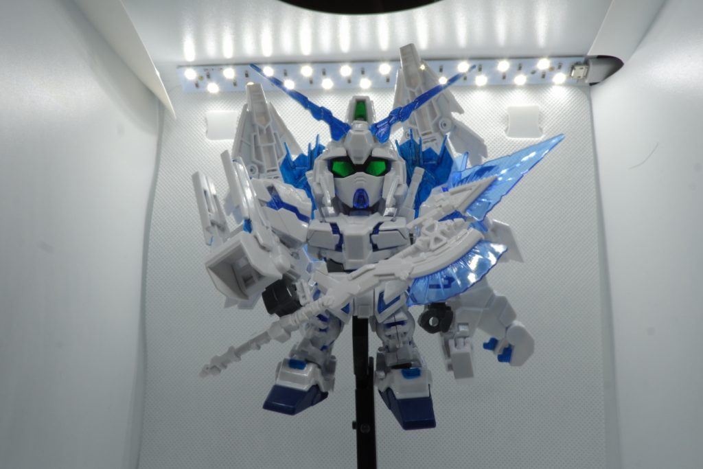 ピントを全体に