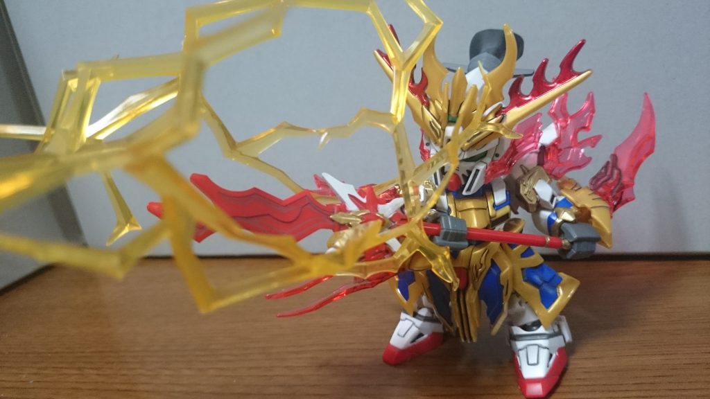 エフェクトといっしょに。
「三国伝」の張飛の必殺技は雷系の技だったっスね