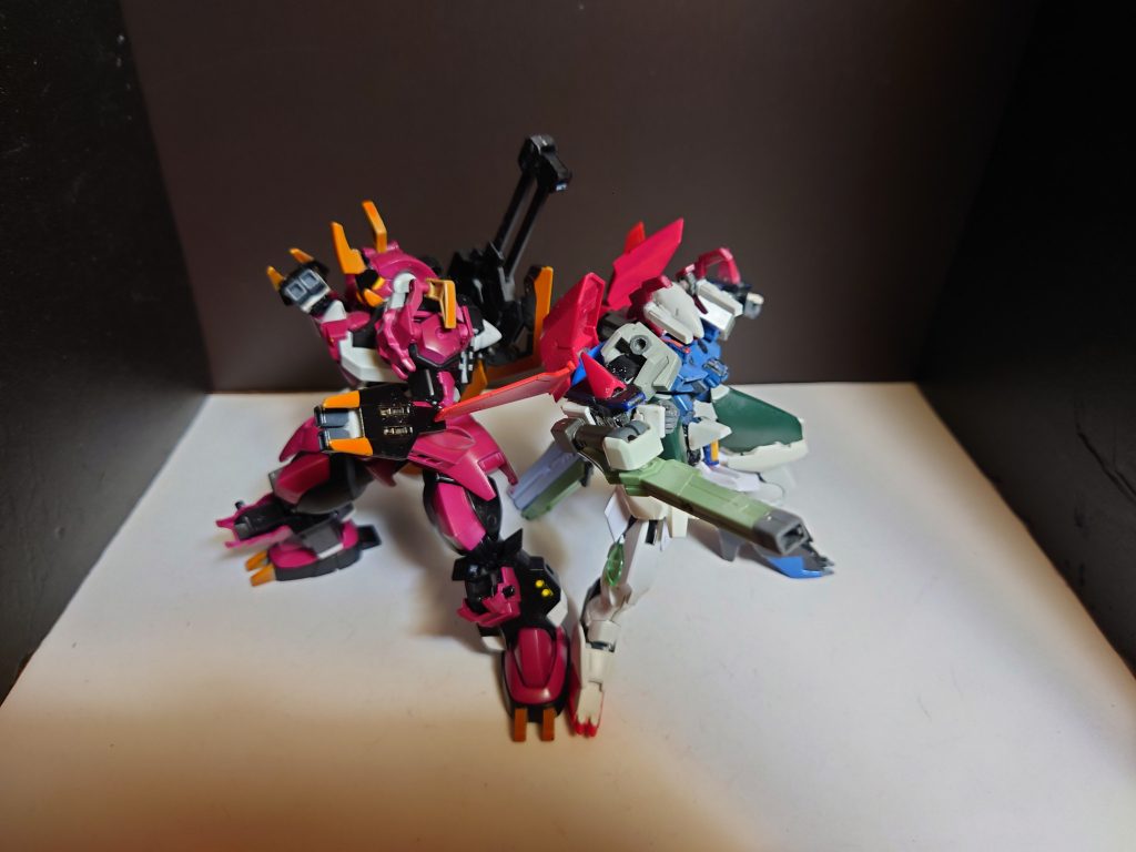 完成未定ですが次回は隣のバトスピモチーフのガンプラを投稿出来ればなと思います。