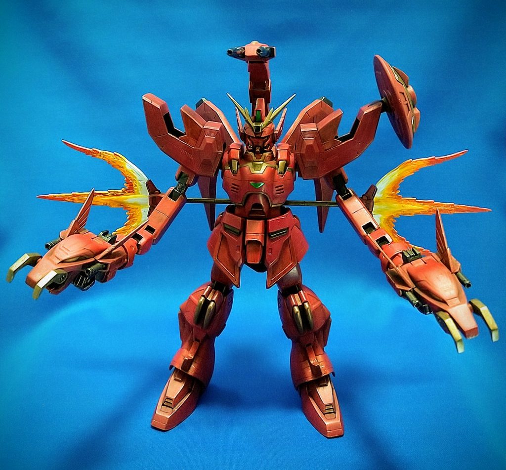 新年らしく縁起物の作品を作りたいと思い、1/100HGアルトロンガンダムを赤龍の置物のイメージで仕上げてみました。