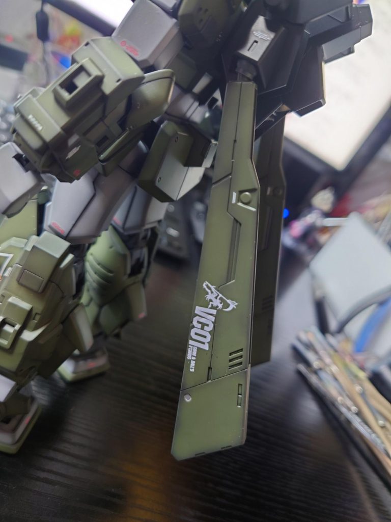 太股とプロペラントｔランクはうまくグラデーションで来たかなと思います。