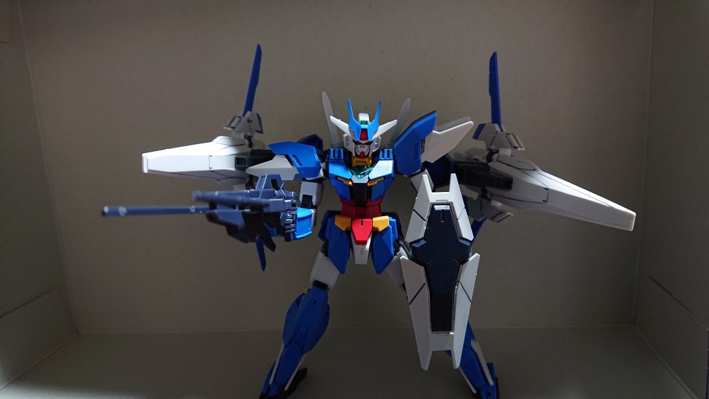 GNビームとミサイル発射形態