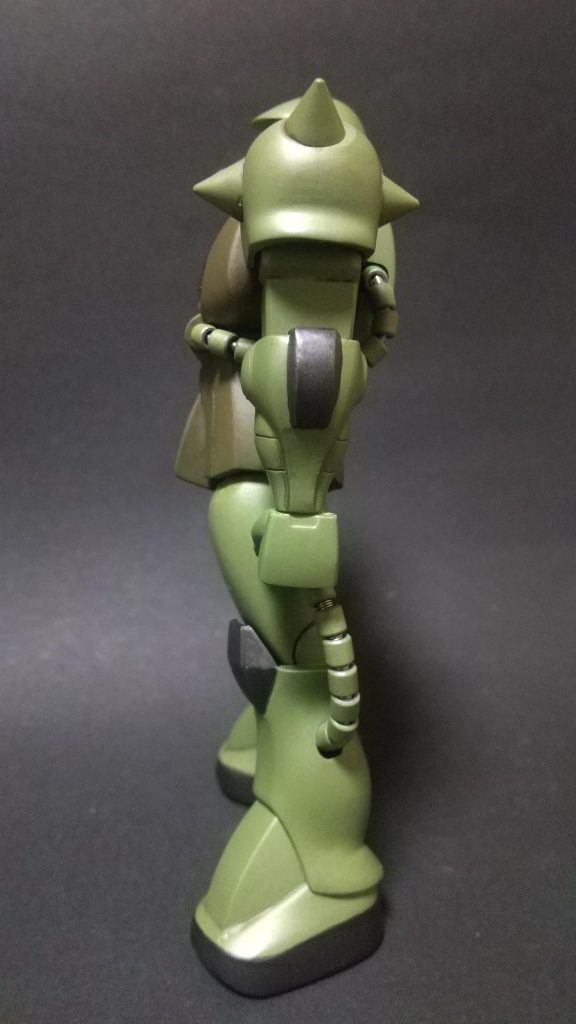 このキットは横姿が美しい