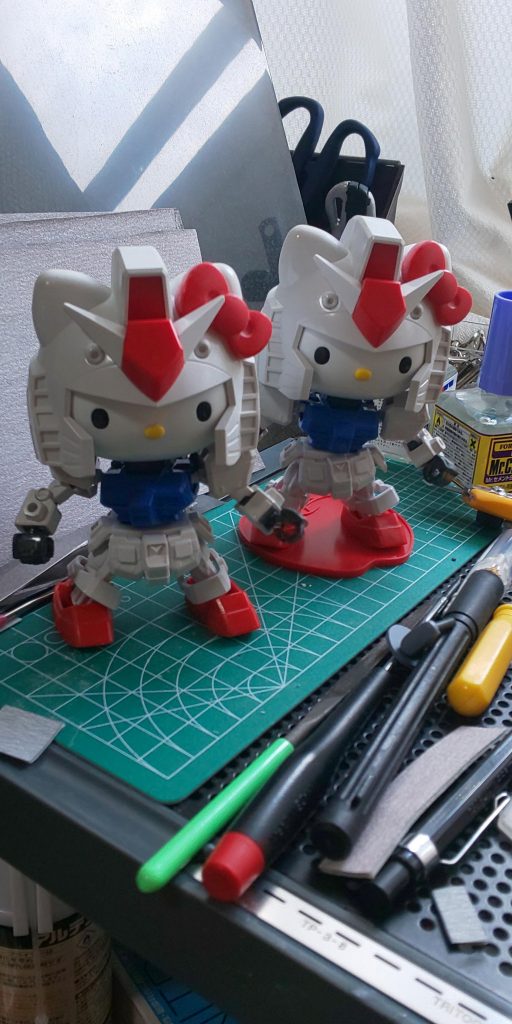 素組。今回の改修は肉抜き穴埋めと合わせ目消し、ガンダム頭部の顔部分後ハメ加工(塗装しやすいとのことで)