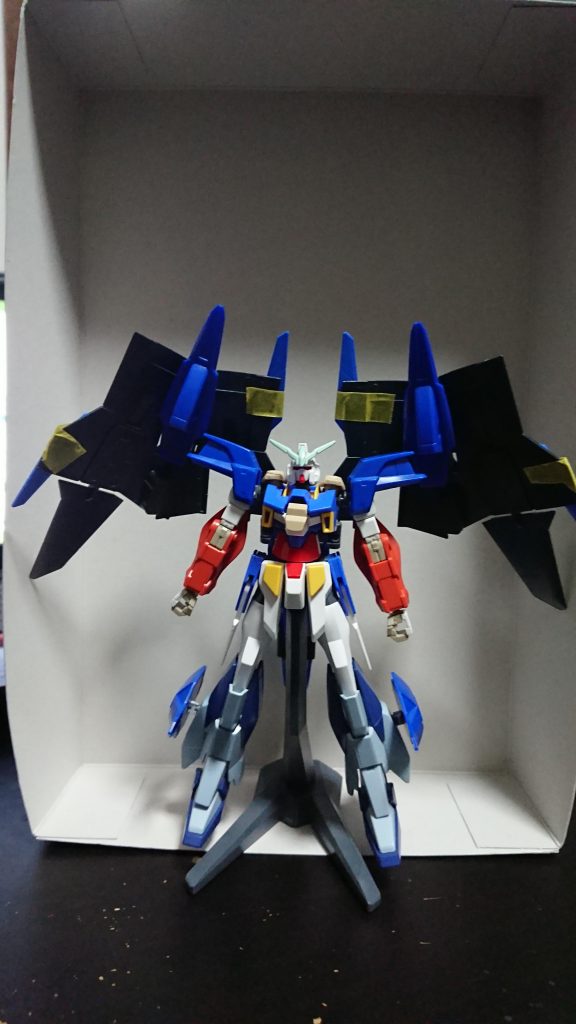 塗装まえの段階足にバリアブルスラスターの追加や背部の形状をジャンクパーツを貼り付けて少し変えました。胴体にはガンダムグシオンリベイクのアーマーを加工したものを使用しています。
長々とご覧いただきありがとうございました!