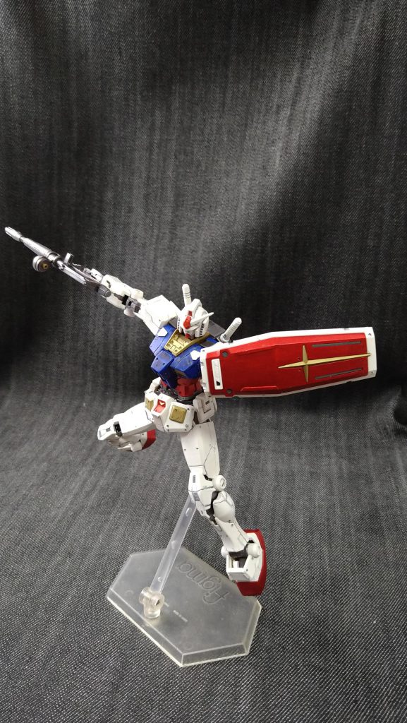 まあ元はジャンク品だったので、適当な墨入れとかされてたりしたんですが、なんか一昔前のゲーム版のカラーっぽいなぁ