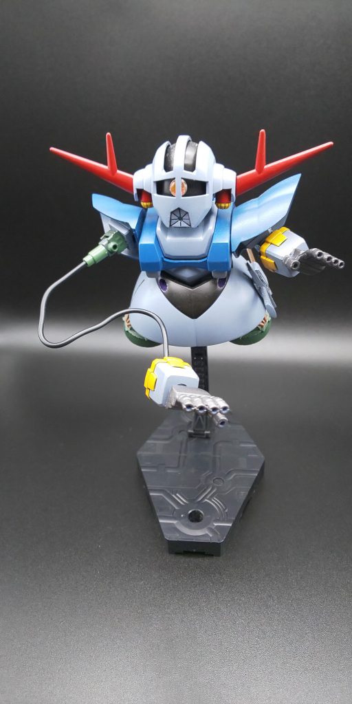 素体のBB戦士234ジオング。プラモ狂四郎本編では拳部分が有線で伸びるギミックがあるが、知識と経験が全然ないおっちゃんにはどうすればいいか分からず断念🤣