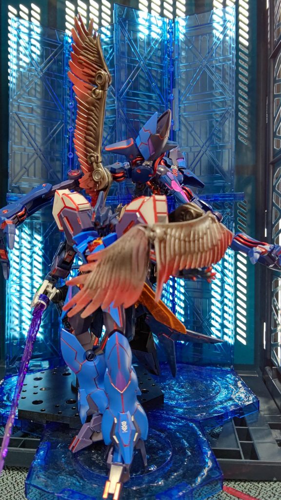 ゼファーと一緒に....支援機と共闘、スパロボとかだと合体攻撃とかできそうな気がします。