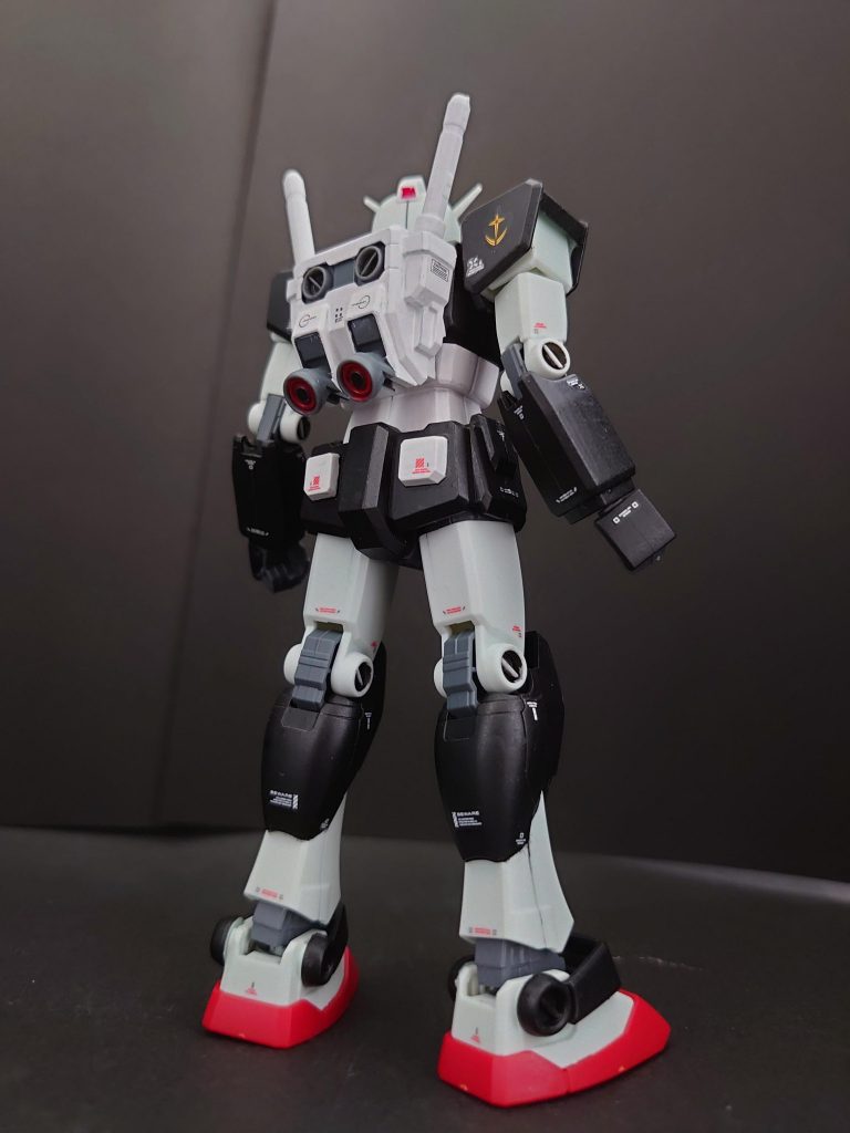 ちなみにランドセルを白くしたのはロボット魂のプロトタイプガンダムに寄せました(笑)