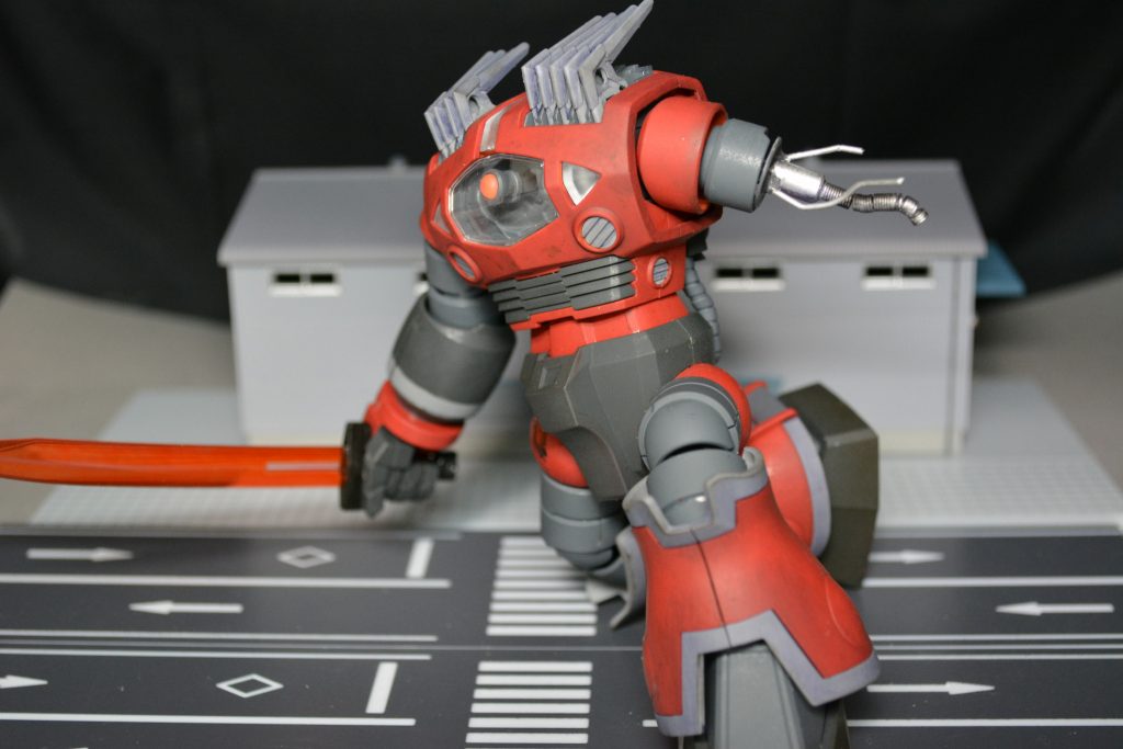 バイカスに腕をやられて転がってきたシーンをイメージ