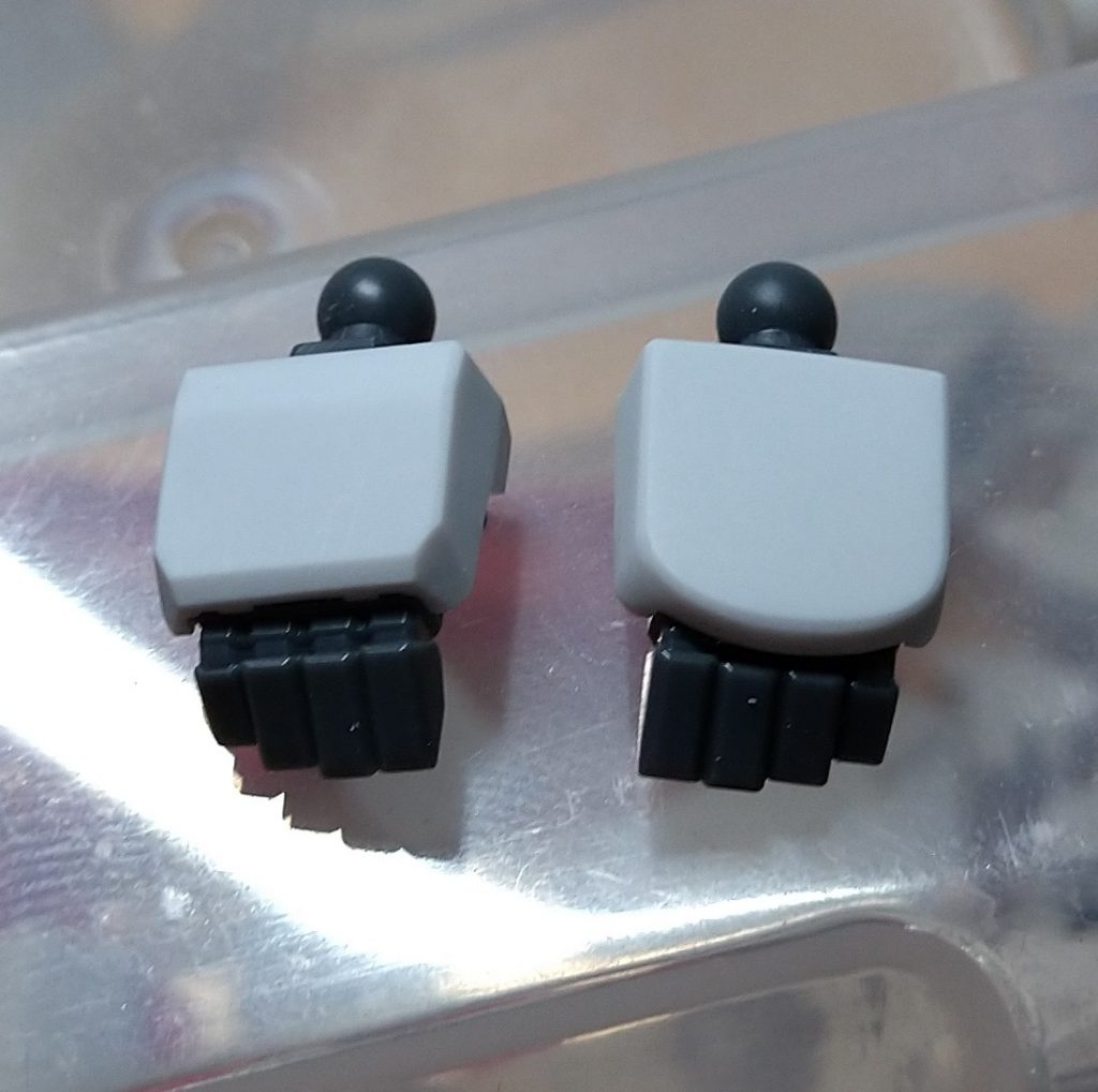 手の甲もエッジが出るよう削り込み！設定画通りには行きませんでしたが、それでも少しはハッキリしたかと思います