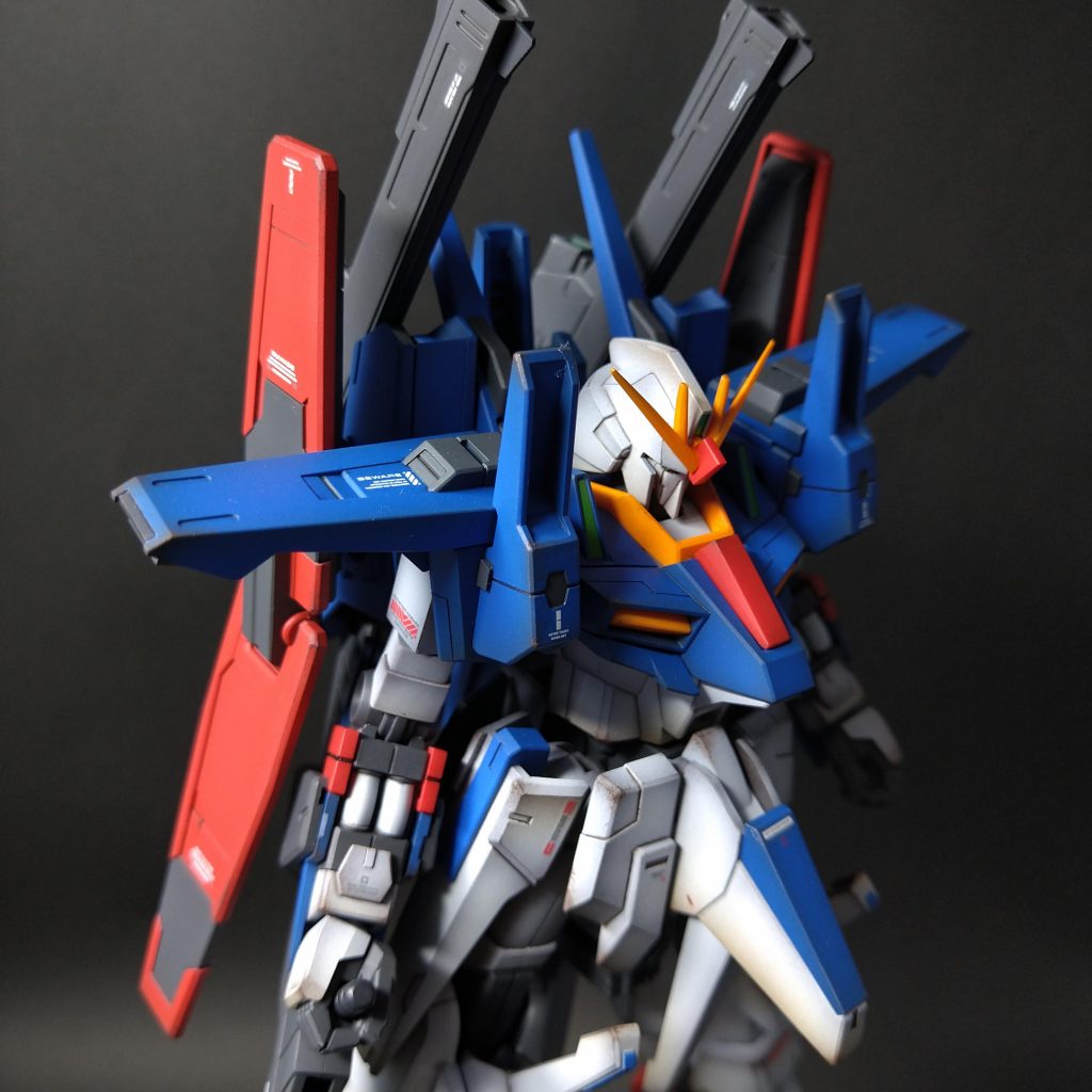 ビルドファイターズトライから、zzⅡ（ダブルゼッツー）です。作品は未視聴ですが、モデルがカッコ良すぎたので衝動に駆られました！