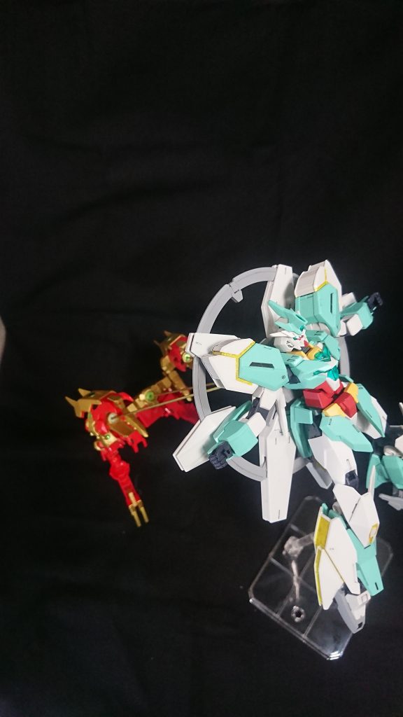 レックスバスター、シューートｯ!!25話の出撃シーンを再現するためにアヴァランチレックスバスターも一緒に製作し、真鍮線でネプテイトと接続して台座にしました。