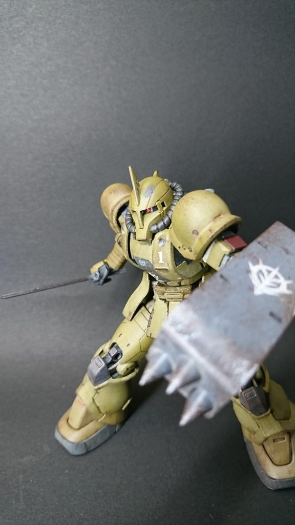 メイン画像加工前頭部に弾が掠めた跡がありますが、これも最上義光がモチーフ。織田信長から贈られたとされる義光愛用の兜にも弾痕が残っています。最後までご覧いただきありがとうございます。久々の旧ザクでしたがやっぱりオリジンザクⅠは良いキットですね。今回は日本軍要素に加えて、最上義光要素も入れてみました。身長180センチの巨体、数人がかりで動かせなかった大岩を一人で転がしたという逸話、愛用していた鉄の指揮棒の印象から脳筋パワーファイターの印象を持たれがちな義光ですが、知略にも長け人情にも厚く、民に愛される大名だったそうです。そんな義光公ゆかりの地 山形へ、コロナが収まったらみんなおいでよ!(露骨な宣伝)コメント等いただけたらありがたいです。