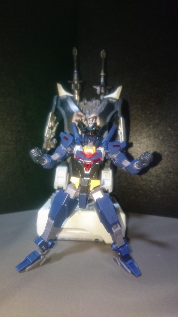 ウオオォォォッー!!※暴走による、異次元よりアーマー召喚