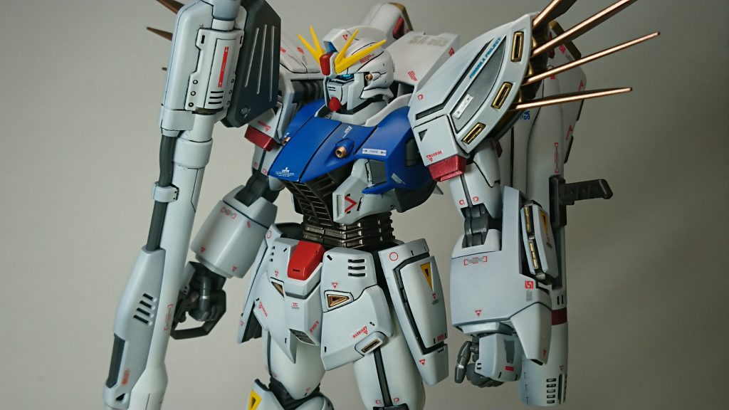 一部配色をメタルカラーに変更してます。