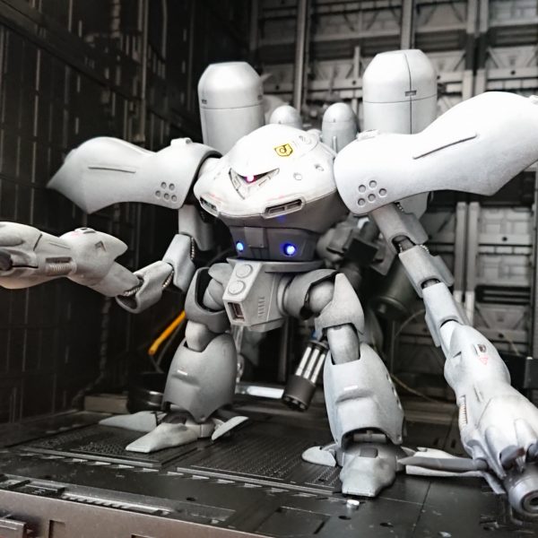 HGハイゴック実写特撮箱絵風塗装　