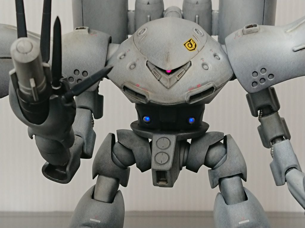 やり過ぎないようにウエザリング、塗装は陰影を強調するように黒立ち上げ