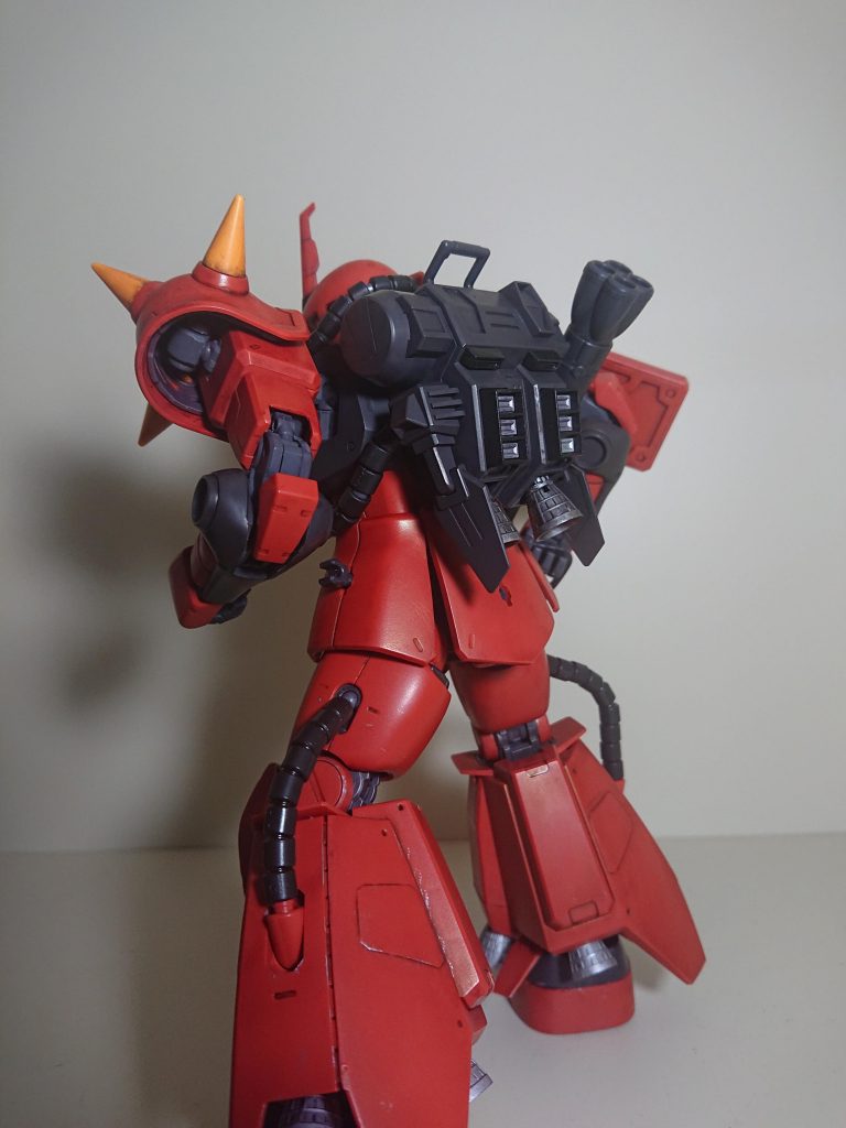 半光沢のスプレー後に、リアルタッチマーカーとウェザリングマスター(スス)で軽めのよごしですねw