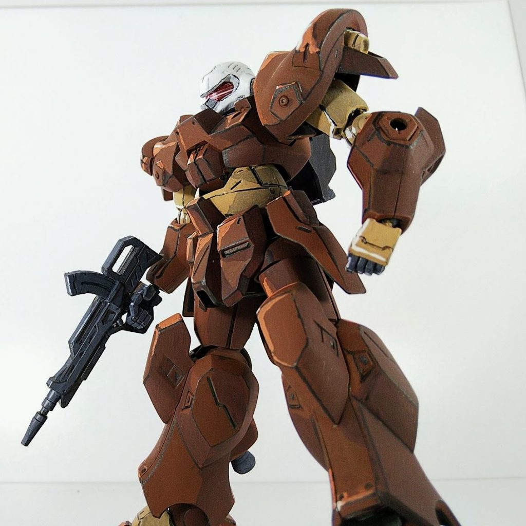 この角度が影になる部分として、暗めに塗っています。