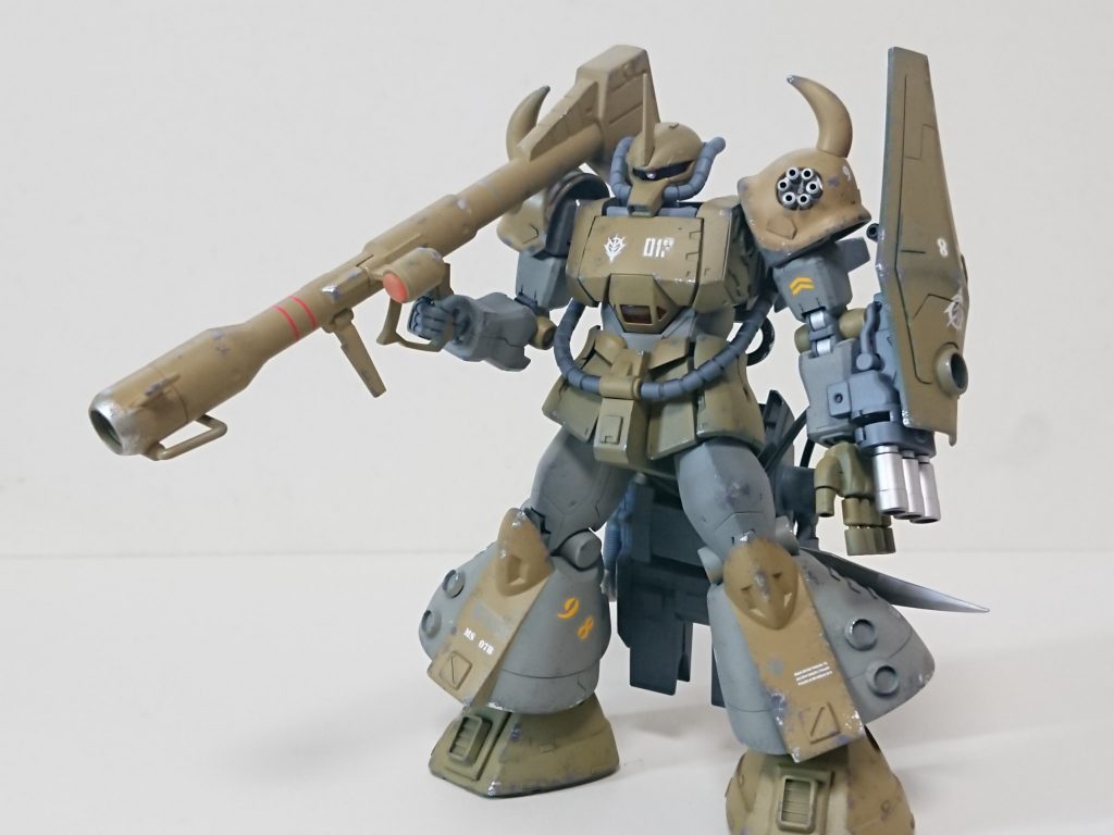 グフ飛行試験型をベースに実戦での運用を想定した改修が行われた機体基本的にドムのような運用を行いつつ、必要に応じて短時間の三次元機動を行うその機体特性上、ドム系との混成軍で強襲機として運用される他、ドダイやフライトタイプとの混成軍で空挺部隊としても運用される。