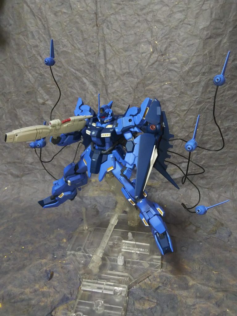 ファンネル展開