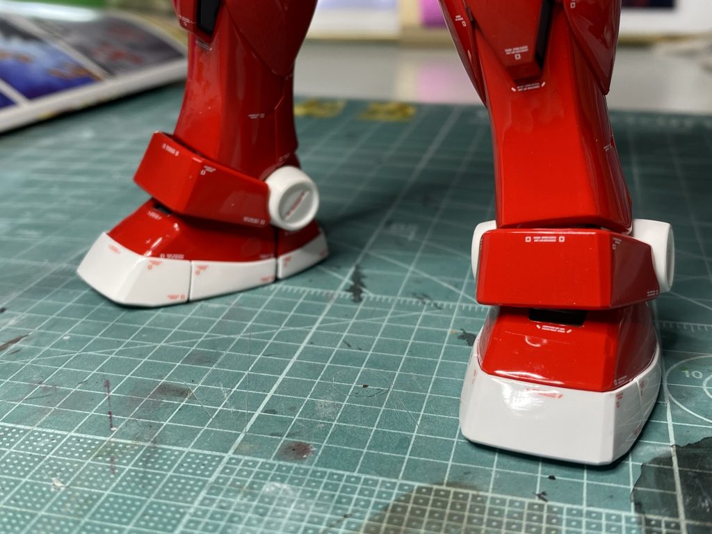 初めてデカールの研ぎ出しに挑戦！ところどころ削れた所もあるけど初めてなので多目に見てください(笑)