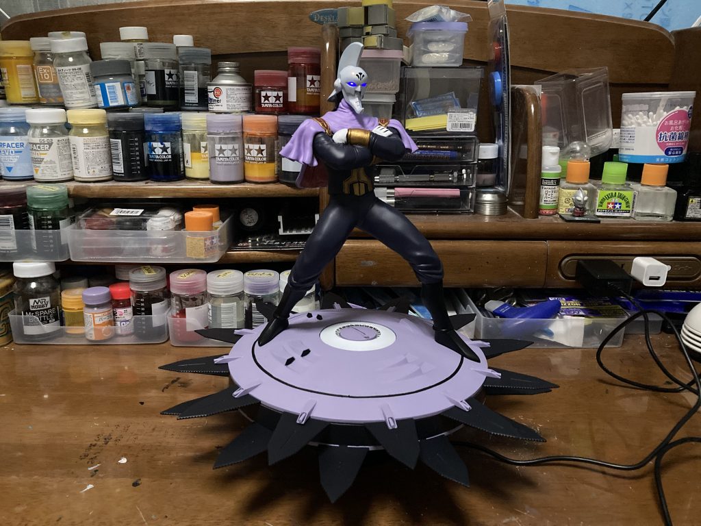 全体図実は公式からカロッゾの立体物はガシャポンで一回出たきりなので結構レアだったりするでも僕は腕組んだの欲しかった自分で作りました