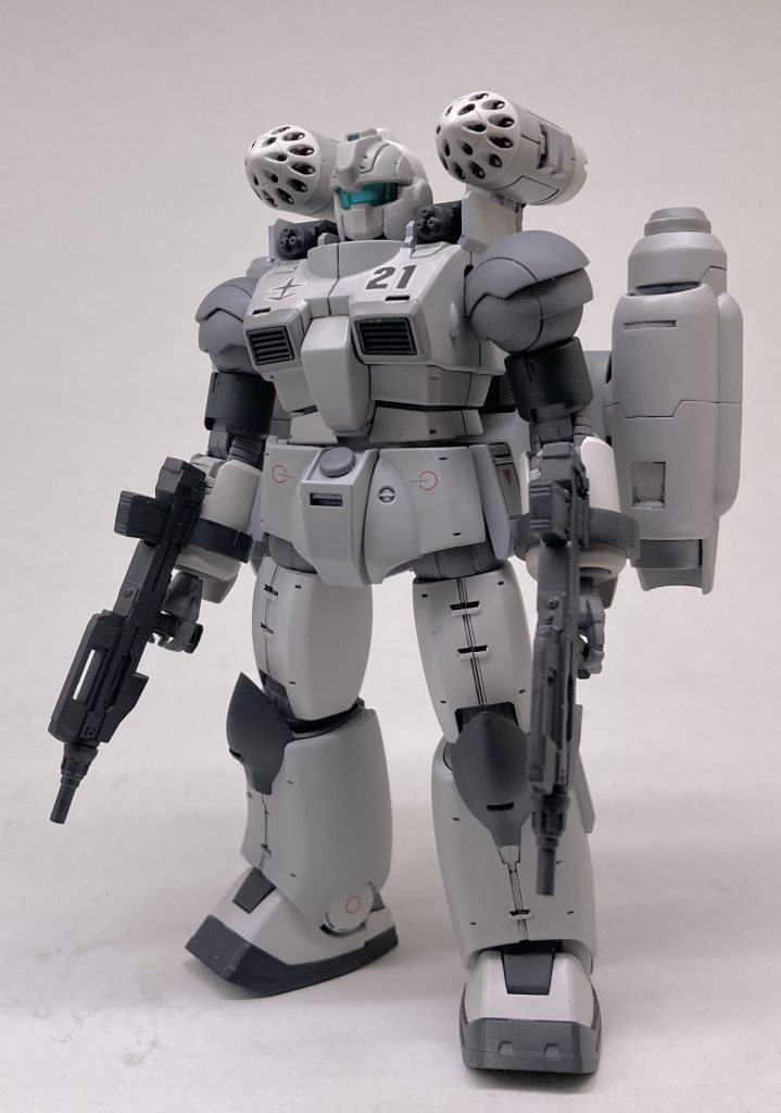 航空支援型ということでA-10を意識した塗装です。しかし、塗りムラは出るわトップコートは失敗するわで散々でした。写真ではわかりづらいけどいつに増して酷いです。グレー色ムズい！！！