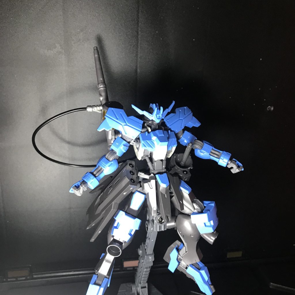 ガンダムヴィダール(塗装仕様機)–2枚目/制作者：@Haima_